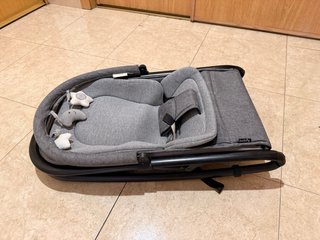 Hamaca para bebé Bobify gris