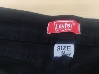 Pantalón Levi's Negro Talla [M] Nuevo (Urge)