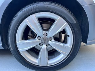 Audi A4 Allroad 2015 distintivo C