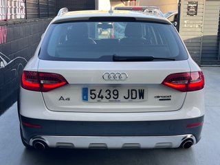 Audi A4 Allroad 2015 distintivo C