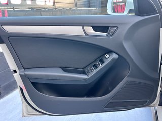 Audi A4 Allroad 2015 distintivo C