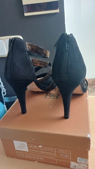 Sandalias Gloria Ortiz Talla 40 Negro/Oro