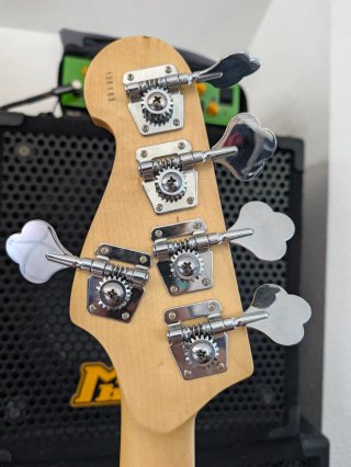 Bajo Maruszczyk Elwood Custom 5 Cuerdas