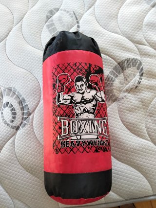 Set Boxeo Infantil Guantes y Saco
