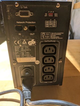 SAI MGE UPS Pulsar ES 8+ con baterías nuevas