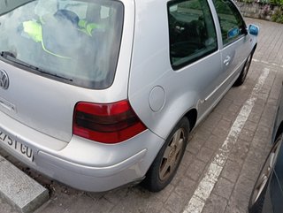 Volkswagen Golf 2000