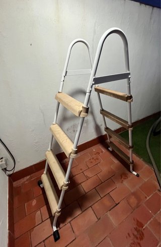 Escalera para piscinas de has 120 cm de altas