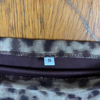 Falda midi leopardo
