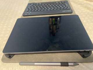 Tablet Lenovo con Teclado y Lápiz