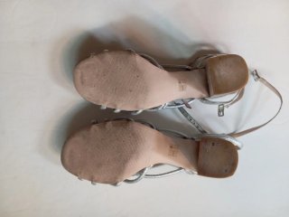 Sandalias tacón plateadas PARFOIS