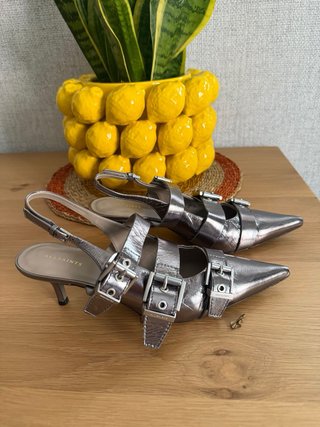 Zapatos All Saints Plateados con Hebillas