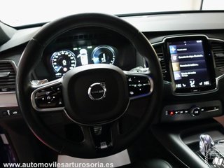 Volvo XC90 2.0 T8 AWD R-Design Auto