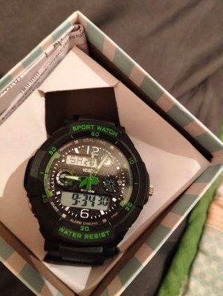 Reloj Deportivo Negro y Verde