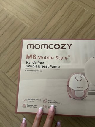 Tiralatte elettronico indossabile Momcozy