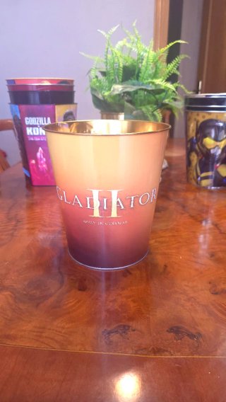 Cubo Palomitas Gladiator 2