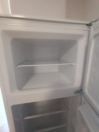 Nevera como nueva Vendo por mudanza.