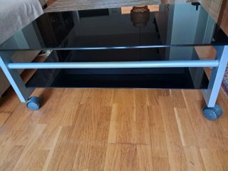 Mesa cristal negro 2 baldas