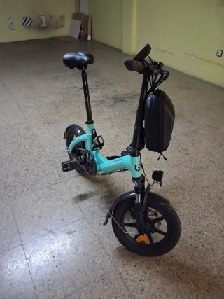 Bici Eléctrica Plegable lleva boton para acelerar