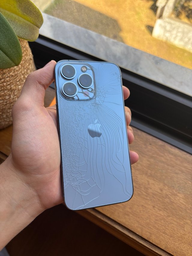 iPhone 13 Pro Azul Sierra 128Gb com Caixa Grade C