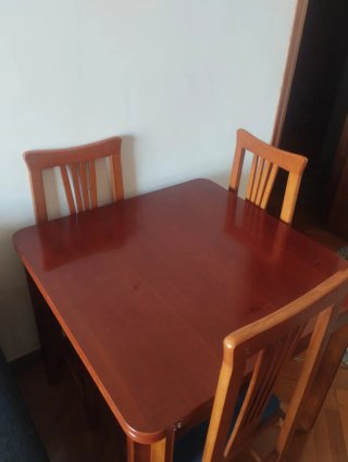 Mesa y 4 Sillas Comedor Madera