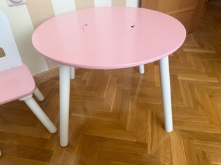 Mesa y 2 Sillas Infantiles Rosas
