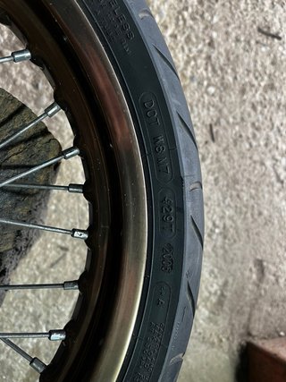 Ruedas Supermotard con llantas y discos
