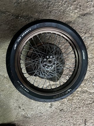 Ruedas Supermotard con llantas y discos