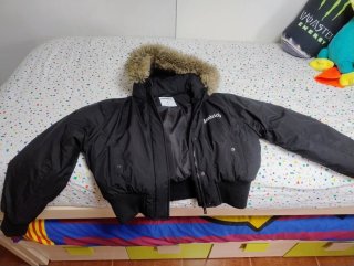 Cazadora Hoodrich Negra Talla L Usada una sola vez