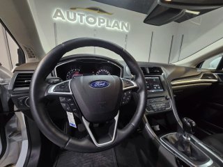 Ford Mondeo 2015