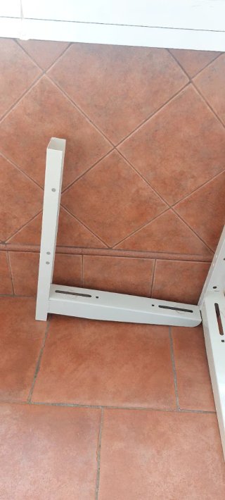 Escuadras para aire acondicionado (2 unidades)