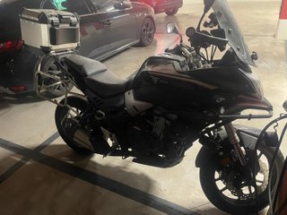 Voge 500DS Negra 2021 con Maletas Nuevas