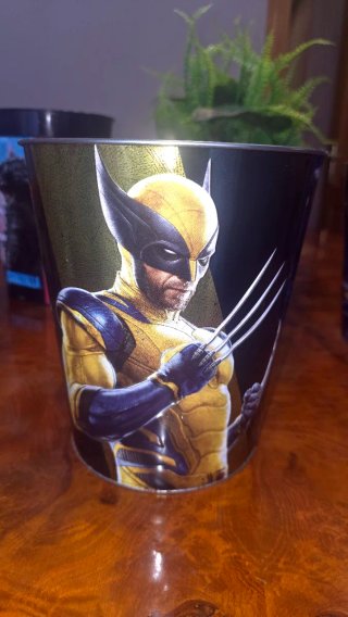 Cubo Palomitas Deadpool Vs Wolverine