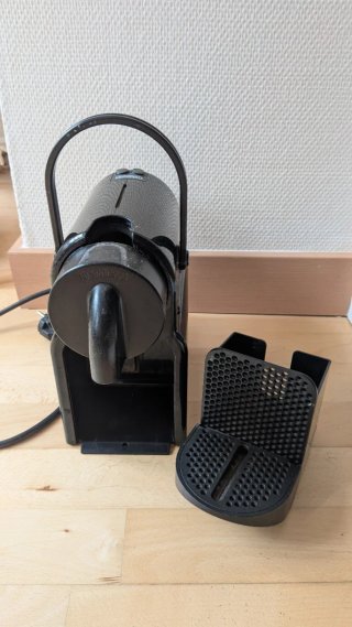 Cafetera Nespresso DeLonghi
