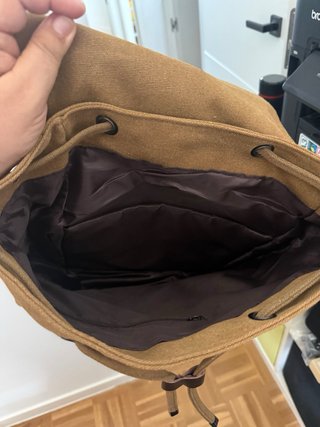 Mochila de lona marrón