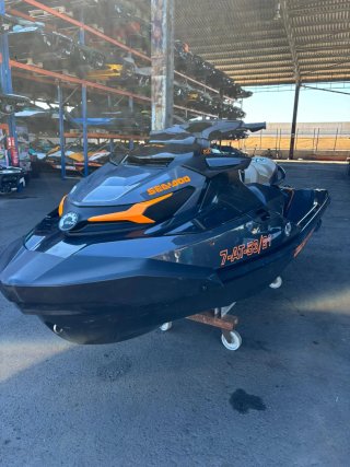 MOTO DE AGUA SEA DOO GTX 230