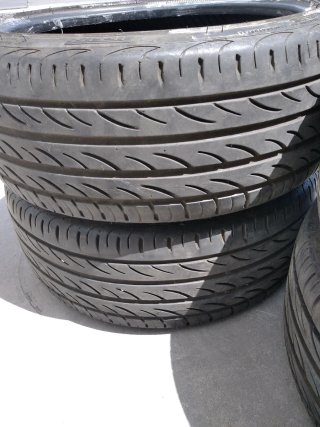 Neumático 205/40R17