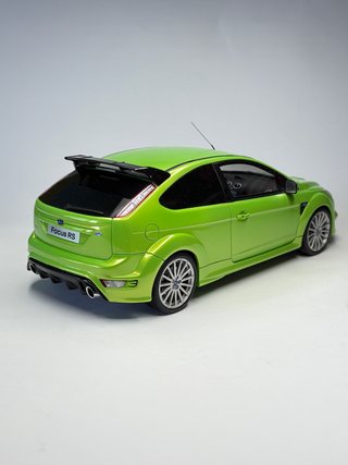 Ford Focus RS Mk2 Ottomobile 1/18 OT381