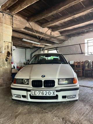 BMW e36 318is