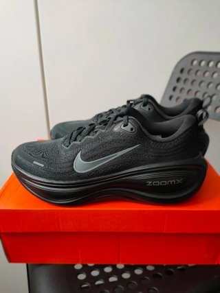 Nike Vomero Plus Zapatillas Running Hombre