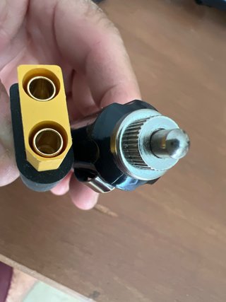 Enchufe para encendedor de coche a conector hembra