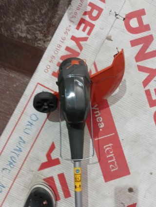 Cortasetos Husqvarna 110iL