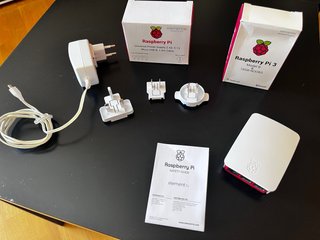 Raspberry Pi 3 Model B 16GB NOOBS