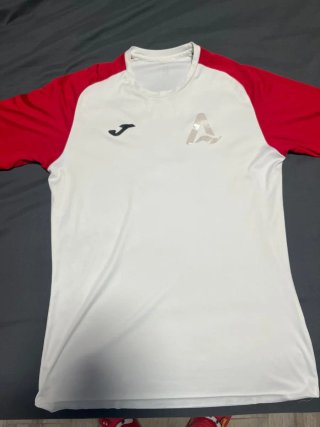 Uniforme FP Agora Barcelona International School