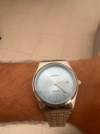 Reloj Casio Azul y Plateado