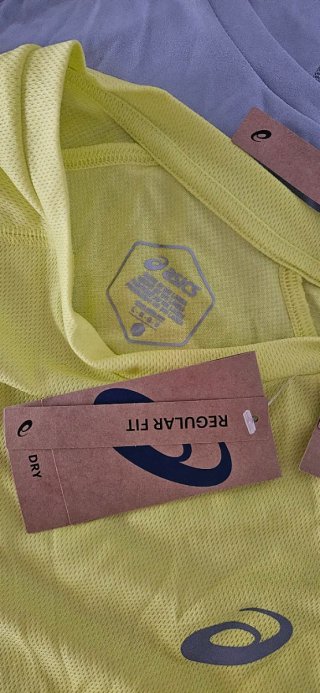 2 Camisetas Asics Talla L