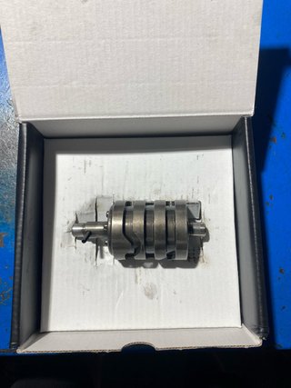 Eje selector de marchas am6