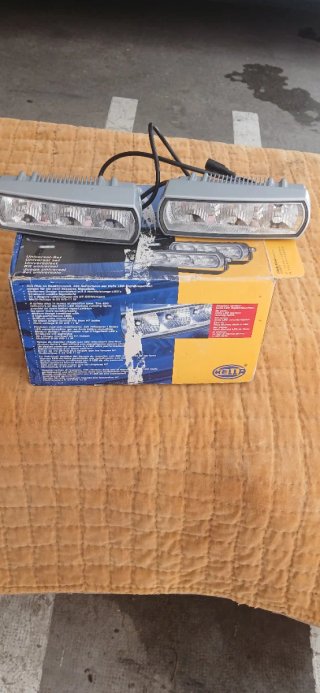 Focos Antiniebla Hella LED Universal