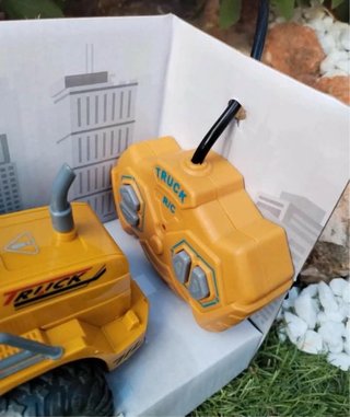 Camión RC 20cm Nuevo