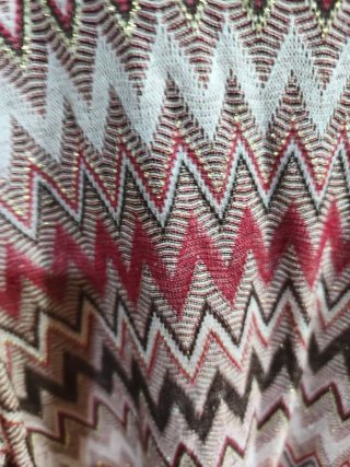 Vestido sin mangas con estampado zigzag Talla L