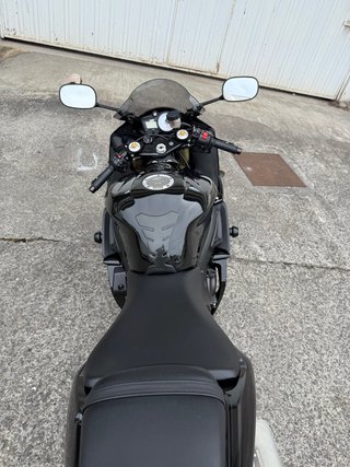 Yamaha R6 Negra